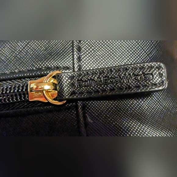 NEW Bath and Body Works Boston Terrier makeup bag - Picture 5 of 5